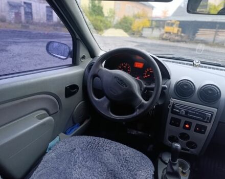 Серый Дачия Логан, объемом двигателя 1.4 л и пробегом 336 тыс. км за 3511 $, фото 5 на Automoto.ua