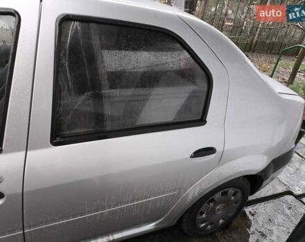 Сірий Дачія Logan, об'ємом двигуна 1.4 л та пробігом 300 тис. км за 3000 $, фото 2 на Automoto.ua