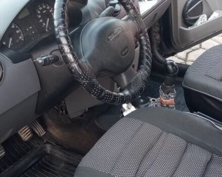 Серый Дачия Логан, объемом двигателя 1.6 л и пробегом 400 тыс. км за 2500 $, фото 4 на Automoto.ua