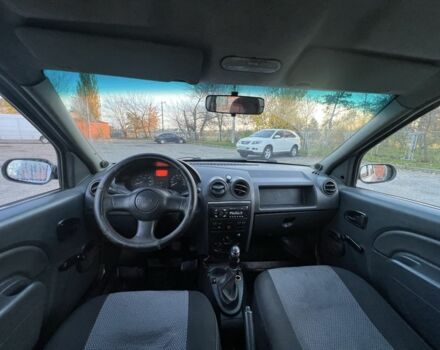 Серый Дачия Логан, объемом двигателя 1.4 л и пробегом 333 тыс. км за 1700 $, фото 5 на Automoto.ua