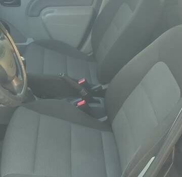 Серый Дачия Логан, объемом двигателя 1.6 л и пробегом 140 тыс. км за 6000 $, фото 6 на Automoto.ua