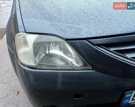 Сірий Дачія Logan, об'ємом двигуна 1.6 л та пробігом 301 тис. км за 4000 $, фото 9 на Automoto.ua