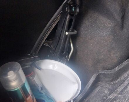 Серый Дачия Логан, объемом двигателя 1.4 л и пробегом 310 тыс. км за 2000 $, фото 4 на Automoto.ua