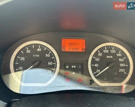 Серый Дачия Логан, объемом двигателя 1.6 л и пробегом 190 тыс. км за 3500 $, фото 7 на Automoto.ua