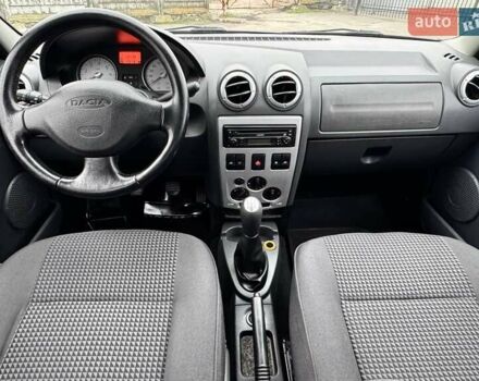 Сірий Дачія Logan, об'ємом двигуна 1.6 л та пробігом 176 тис. км за 4700 $, фото 27 на Automoto.ua