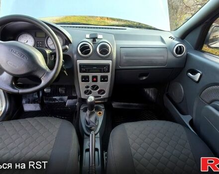 Серый Дачия Логан, объемом двигателя 1.6 л и пробегом 300 тыс. км за 2700 $, фото 3 на Automoto.ua