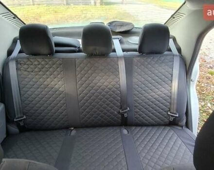 Сірий Дачія Logan, об'ємом двигуна 1.6 л та пробігом 300 тис. км за 2700 $, фото 15 на Automoto.ua