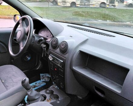 Сірий Дачія Logan, об'ємом двигуна 1.4 л та пробігом 143 тис. км за 3700 $, фото 5 на Automoto.ua