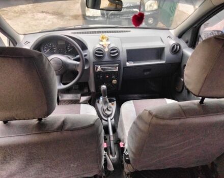 Серый Дачия Логан, объемом двигателя 1.4 л и пробегом 151 тыс. км за 4300 $, фото 18 на Automoto.ua