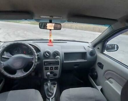 Сірий Дачія Logan, об'ємом двигуна 1.6 л та пробігом 160 тис. км за 3700 $, фото 3 на Automoto.ua