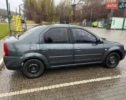 Сірий Дачія Logan, об'ємом двигуна 1.6 л та пробігом 301 тис. км за 4000 $, фото 3 на Automoto.ua