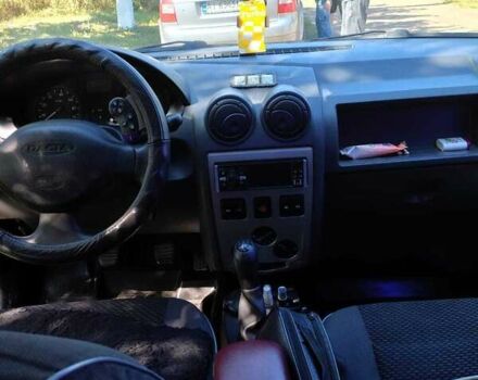 Серый Дачия Логан, объемом двигателя 1.4 л и пробегом 255 тыс. км за 3500 $, фото 8 на Automoto.ua
