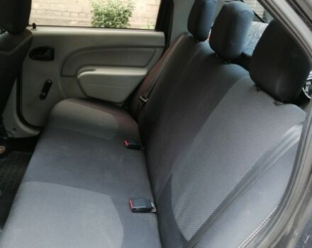 Серый Дачия Логан, объемом двигателя 0 л и пробегом 299 тыс. км за 3000 $, фото 5 на Automoto.ua