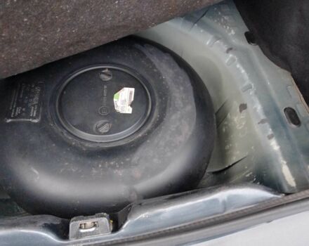 Серый Дачия Логан, объемом двигателя 1.4 л и пробегом 250 тыс. км за 3200 $, фото 13 на Automoto.ua