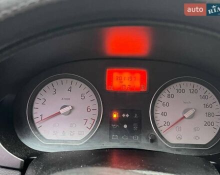 Сірий Дачія Logan, об'ємом двигуна 1.6 л та пробігом 301 тис. км за 4000 $, фото 17 на Automoto.ua