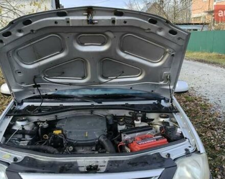 Сірий Дачія Logan, об'ємом двигуна 1.6 л та пробігом 300 тис. км за 2700 $, фото 13 на Automoto.ua