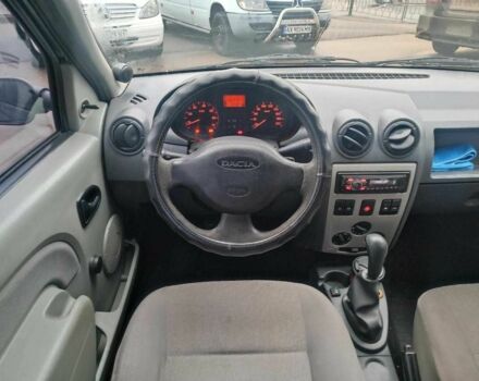 Сірий Дачія Logan, об'ємом двигуна 1.6 л та пробігом 360 тис. км за 3190 $, фото 14 на Automoto.ua