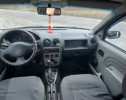 Сірий Дачія Logan, об'ємом двигуна 1.6 л та пробігом 160 тис. км за 3700 $, фото 2 на Automoto.ua