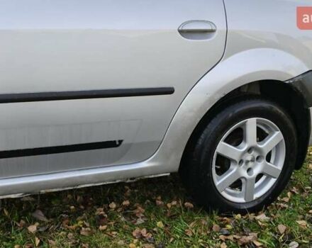 Сірий Дачія Logan, об'ємом двигуна 1.6 л та пробігом 300 тис. км за 2700 $, фото 18 на Automoto.ua