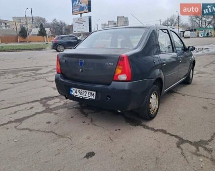 Серый Дачия Логан, объемом двигателя 1.4 л и пробегом 318 тыс. км за 2750 $, фото 2 на Automoto.ua