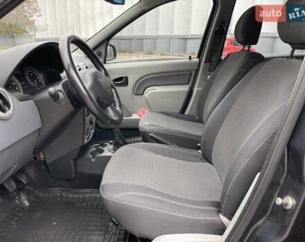 Серый Дачия Логан, объемом двигателя 1.6 л и пробегом 186 тыс. км за 3950 $, фото 8 на Automoto.ua
