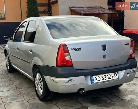 Серый Дачия Логан, объемом двигателя 1.6 л и пробегом 300 тыс. км за 2600 $, фото 1 на Automoto.ua