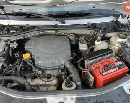 Сірий Дачія Logan, об'ємом двигуна 1.6 л та пробігом 300 тис. км за 2700 $, фото 7 на Automoto.ua