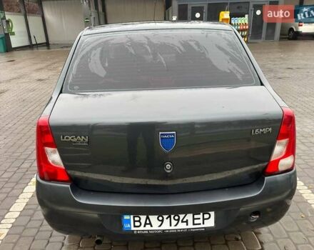 Сірий Дачія Logan, об'ємом двигуна 1.6 л та пробігом 301 тис. км за 4000 $, фото 6 на Automoto.ua