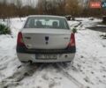 Серый Дачия Логан, объемом двигателя 1.4 л и пробегом 322 тыс. км за 3200 $, фото 2 на Automoto.ua