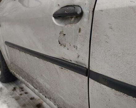 Серый Дачия Логан, объемом двигателя 1.4 л и пробегом 322 тыс. км за 3200 $, фото 8 на Automoto.ua