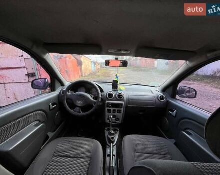 Сірий Дачія Logan, об'ємом двигуна 1.6 л та пробігом 301 тис. км за 4000 $, фото 15 на Automoto.ua