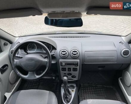 Серый Дачия Логан, объемом двигателя 1.6 л и пробегом 186 тыс. км за 3950 $, фото 16 на Automoto.ua