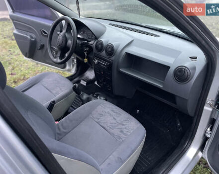 Сірий Дачія Logan, об'ємом двигуна 1.39 л та пробігом 246 тис. км за 1800 $, фото 6 на Automoto.ua