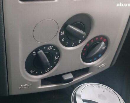 Серый Дачия Логан, объемом двигателя 1.6 л и пробегом 360 тыс. км за 3190 $, фото 22 на Automoto.ua