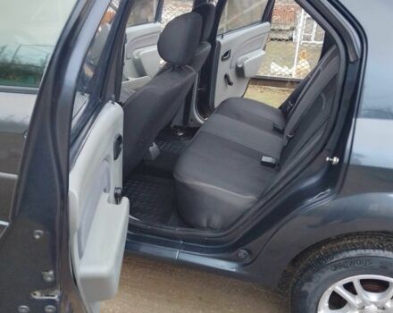 Серый Дачия Логан, объемом двигателя 1.4 л и пробегом 250 тыс. км за 3200 $, фото 8 на Automoto.ua