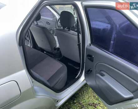 Сірий Дачія Logan, об'ємом двигуна 1.39 л та пробігом 246 тис. км за 1800 $, фото 5 на Automoto.ua
