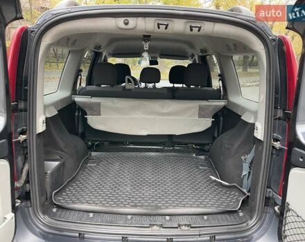 Серый Дачия Логан, объемом двигателя 1.6 л и пробегом 186 тыс. км за 3950 $, фото 12 на Automoto.ua