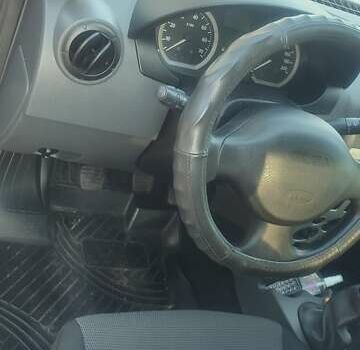 Серый Дачия Логан, объемом двигателя 1.6 л и пробегом 140 тыс. км за 6000 $, фото 7 на Automoto.ua