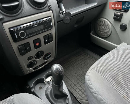 Серый Дачия Логан, объемом двигателя 1.6 л и пробегом 240 тыс. км за 3500 $, фото 12 на Automoto.ua