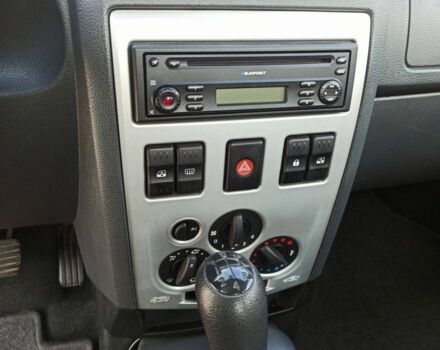 Серый Дачия Логан, объемом двигателя 1.6 л и пробегом 166 тыс. км за 5300 $, фото 14 на Automoto.ua