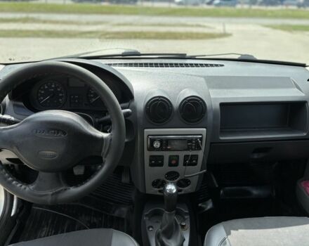 Серый Дачия Логан, объемом двигателя 1.4 л и пробегом 236 тыс. км за 3200 $, фото 7 на Automoto.ua