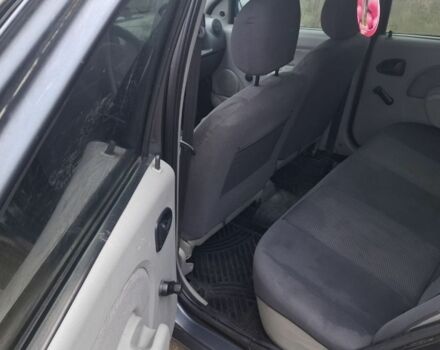 Серый Дачия Логан, объемом двигателя 1.6 л и пробегом 228 тыс. км за 4200 $, фото 5 на Automoto.ua