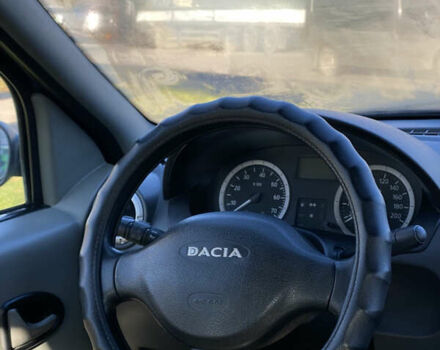 Сірий Дачія Logan, об'ємом двигуна 1.6 л та пробігом 179 тис. км за 3999 $, фото 8 на Automoto.ua