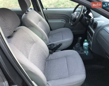 Серый Дачия Логан, объемом двигателя 1.6 л и пробегом 265 тыс. км за 4400 $, фото 16 на Automoto.ua