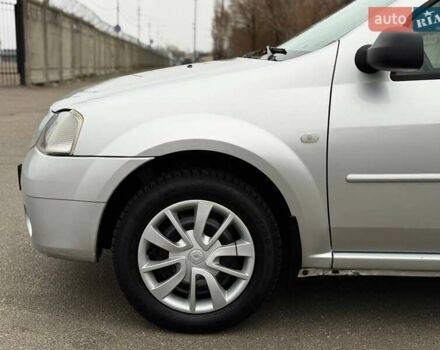 Сірий Дачія Logan, об'ємом двигуна 1.6 л та пробігом 176 тис. км за 4700 $, фото 5 на Automoto.ua