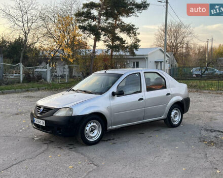 Серый Дачия Логан, объемом двигателя 1.39 л и пробегом 505 тыс. км за 1600 $, фото 4 на Automoto.ua