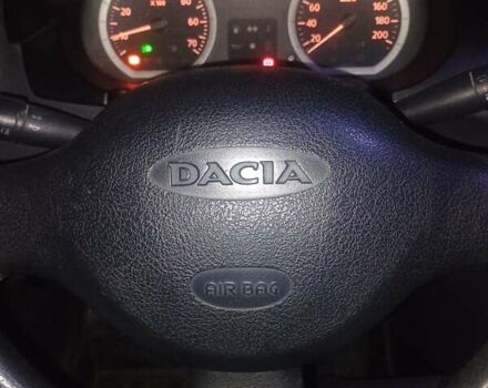 Серый Дачия Логан, объемом двигателя 1.39 л и пробегом 225 тыс. км за 2750 $, фото 5 на Automoto.ua
