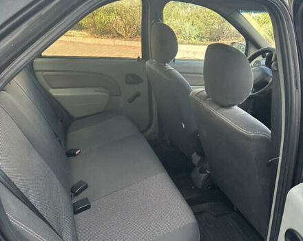 Сірий Дачія Logan, об'ємом двигуна 1.39 л та пробігом 224 тис. км за 3200 $, фото 7 на Automoto.ua