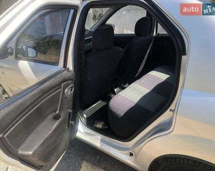 Серый Дачия Логан, объемом двигателя 1.39 л и пробегом 220 тыс. км за 4199 $, фото 10 на Automoto.ua