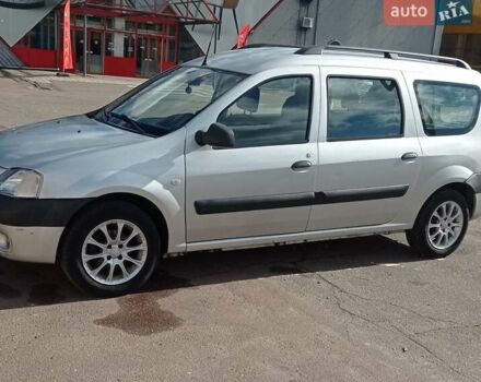 Дачія Logan 2008 у Житомирі на Automoto.ua Сірий Дачія Logan, об'ємом двигуна 1.6 л та пробігом 278 тис. км за 6000 $, фото 7 на Automoto.ua